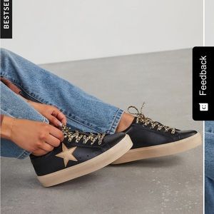 Black platform sneaker